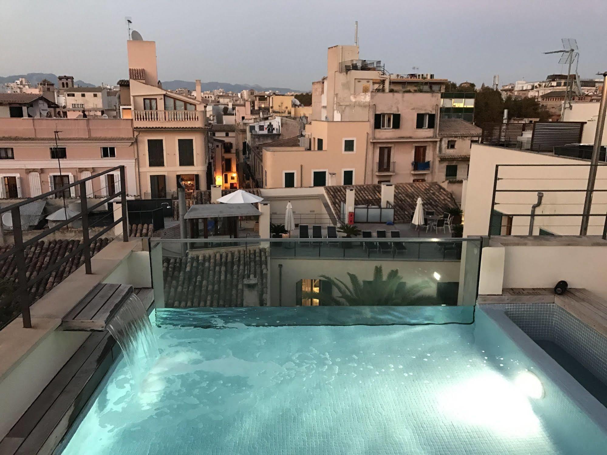 Petit Palace Hotel Tres 帕爾馬 外观 照片
